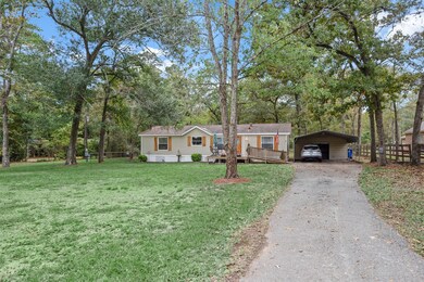 105 Oak Hills Ct, Magnolia, TX 77355 - photo 2