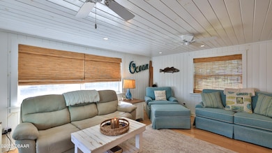 905 E 1st Ave, New Smyrna Beach, FL 32169 - photo 7