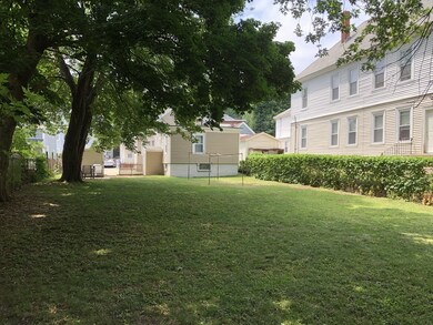 81 Railroad St, Lawrence, MA 01841 - photo 5