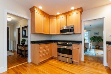 475 Webster St, Needham Heights, MA 02494 - photo 3