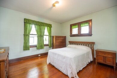 1047 Greenview Ave, Des Plaines, IL 60016 - photo 6