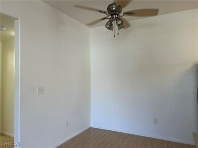 5650 E Sahara Ave unit 2007, Las Vegas, NV 89142 - photo 7