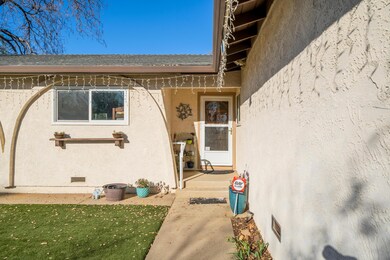 2512 Christian Ave, Redding, CA 96002 - photo 4