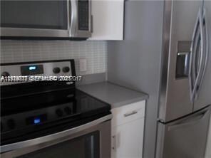 2442 Centergate Dr unit 205, Miramar, FL 33025 - photo 3