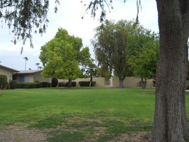 17455 N Boswell Blvd, Sun City, AZ 85373 - photo 3