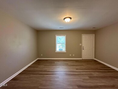 1113 Upchurch St unit A, Raleigh, NC 27610 - photo 3