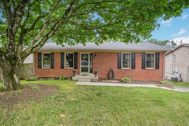 2008 Twain Ridge Dr, Lexington, KY 40514 - photo 2