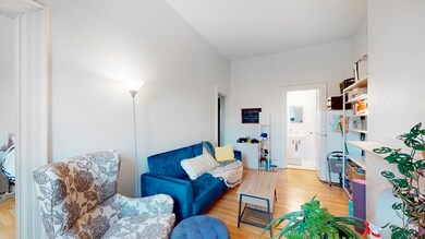 397 Beacon St unit 4R, Boston, MA 02116 - photo 2