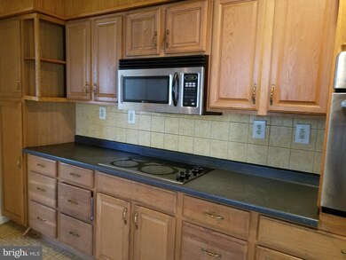 6801 Glen Ave, Glenn Dale, MD 20769 - photo 3