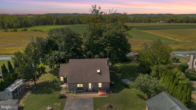 955 Manatawny Rd, Boyertown, PA 19512 - photo 6