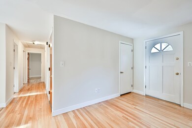 55 Phillips Ln, Wrentham, MA 02093 - photo 4
