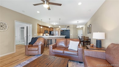 1215 Lands End Pkwy unit 655, Osage Beach, MO 65065 - photo 3