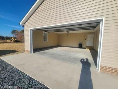 4434 New Hope Church Rd, Asheboro, NC 27205 - photo 5