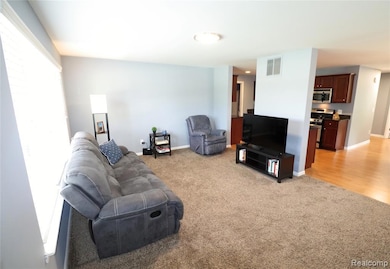 Living Room - Natural Lighting
