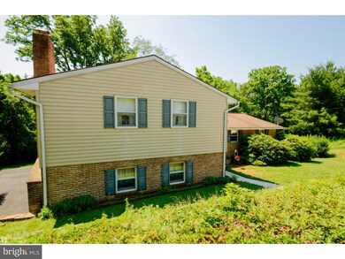 246 3rd St, Shoemakersville, PA 19555 - photo 4