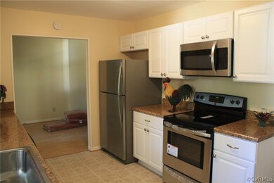 5906 Sara Kay Dr, North Chesterfield, VA 23237 - photo 2