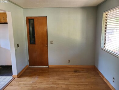 230 N Garden Way, Eugene, OR 97401 - photo 7