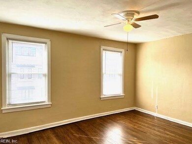 Living room with lots of natural lighting.