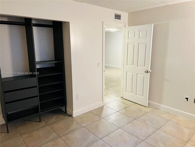 6115 NW 186th St unit 202, Hialeah, FL 33015 - photo 7