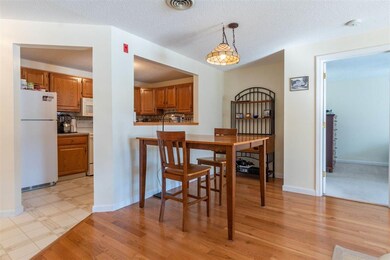 11 Bartemus Trail unit U205, Nashua, NH 03063 - photo 6