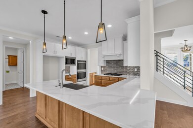 SAMPLE PHOTOS OF SAME FLOORPLAN