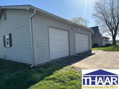 10501 S Coxville Rd, Rosedale, IN 47874 - photo 3