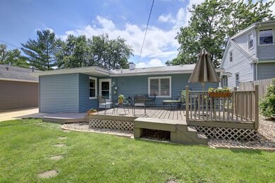 Great deck, exceptional condition