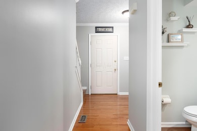 1030 Venetian Way-03