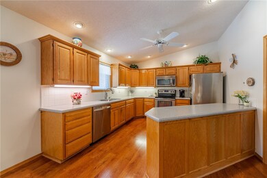 7 Mckenzie Dr, Bella Vista, AR 72715 - photo 6