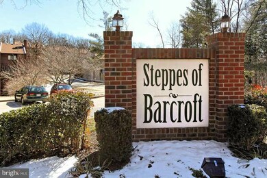 3828 Steppes Ct, Falls Church, VA 22041 - photo 2