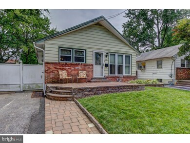 1202 2nd Ave, Folsom, PA 19033 - photo 2