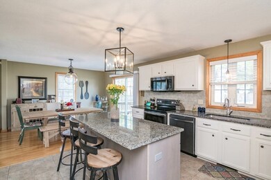 6 Maple Meadows Ln, Agawam, MA 01001 - photo 3