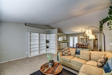 family room 4