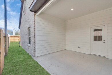 21003 Bay Village Dr unit B, Cypress, TX 77433 - photo 6