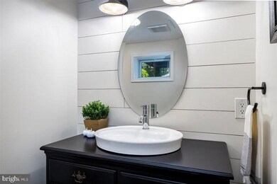 5837 White Rock Rd, Sykesville, MD 21784 - photo 6