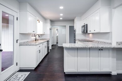 1430 W Hull St, Denison, TX 75020 - photo 5