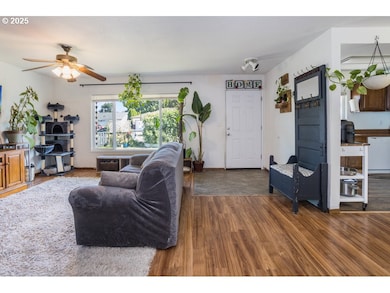 767 34th Ave, Longview, WA 98632 - photo 4