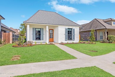 308 Dunvegan Ct-2