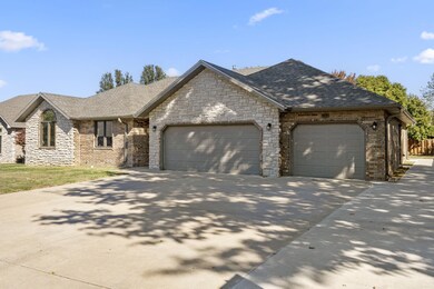 510 N Ellen St, Nixa, MO 65714 - photo 2
