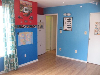 48 Wyndmoor Dr, East Windsor, NJ 08520 - photo 5