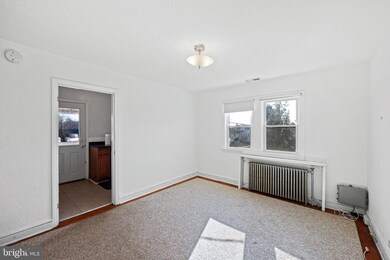 5107 Leeds Ave unit 2ND FLOOR, Halethorpe, MD 21227 - photo 7