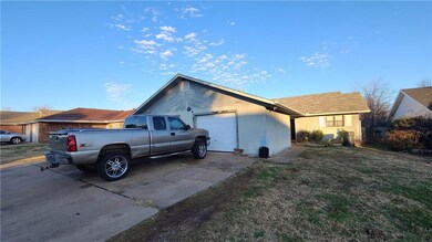 1935: Driveway