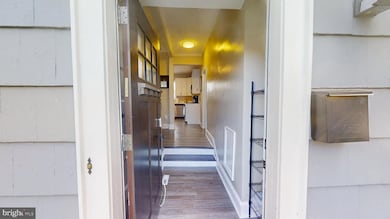 9207 Colesville Rd, Silver Spring, MD 20910 - photo 3