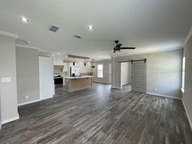 10912 Tall Oak Cir unit 125, Riverview, FL 33569 - photo 2