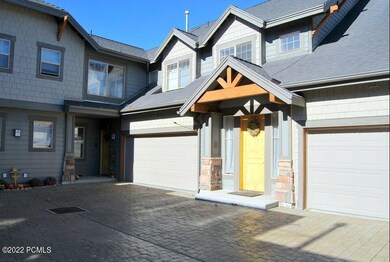 Fox point exterior