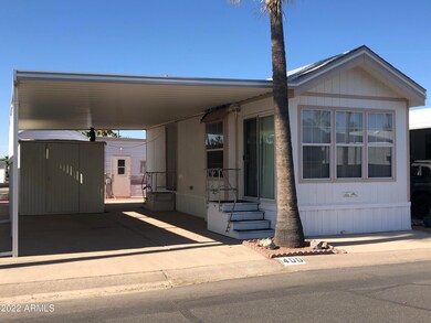 NICE CARPORT AREA