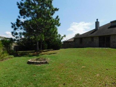 5242 Moore Loop, Crestview, FL 32536 - photo 5