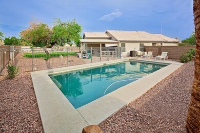 880 E Orchid Ln, Chandler, AZ 85225 - photo 3