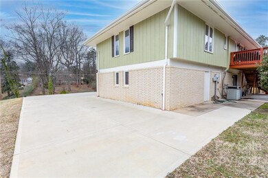 706 Springdale Rd, Statesville, NC 28677 - photo 4