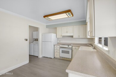 3203 N El Dorado Dr-9